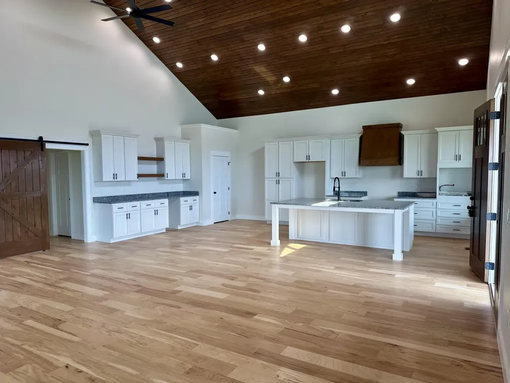 71 Eagle Landing London KY 40741