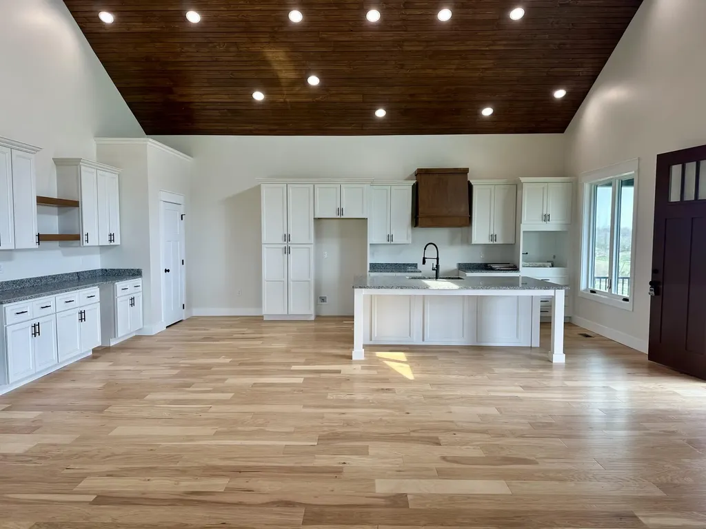 71 Eagle Landing London KY 40741