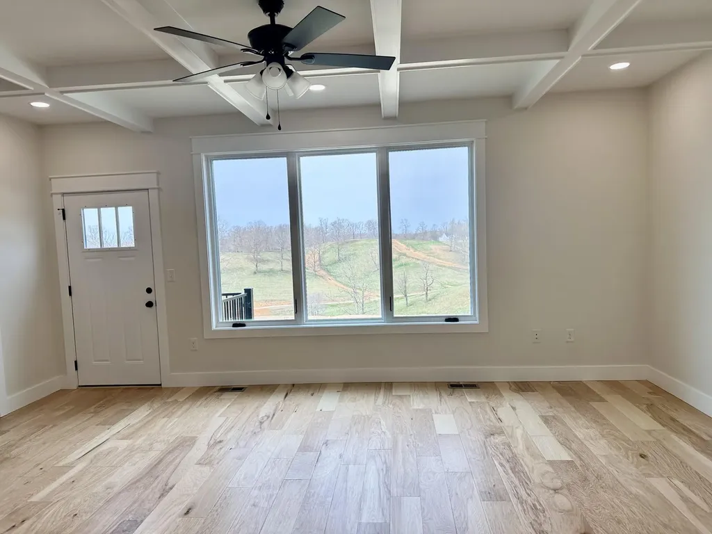 71 Eagle Landing London KY 40741