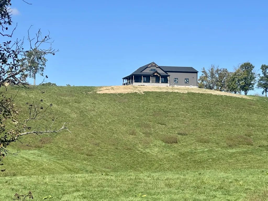 71 Eagle Landing London KY 40741