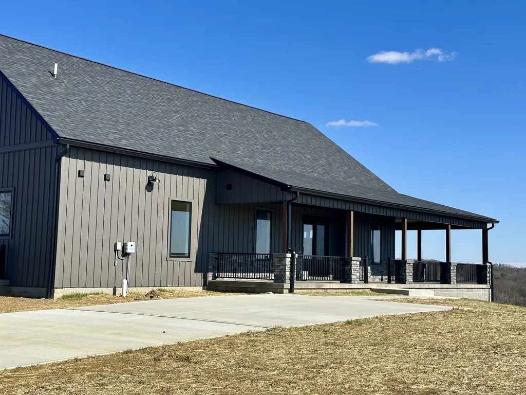 71 Eagle Landing London KY 40741