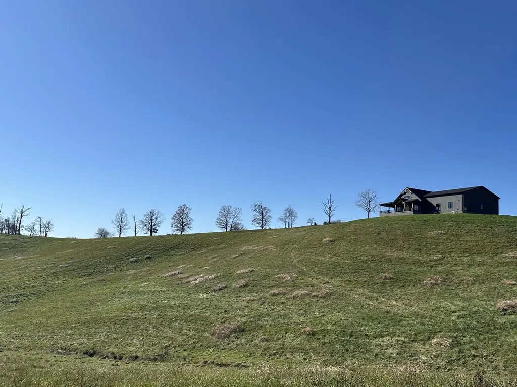 71 Eagle Landing London KY 40741
