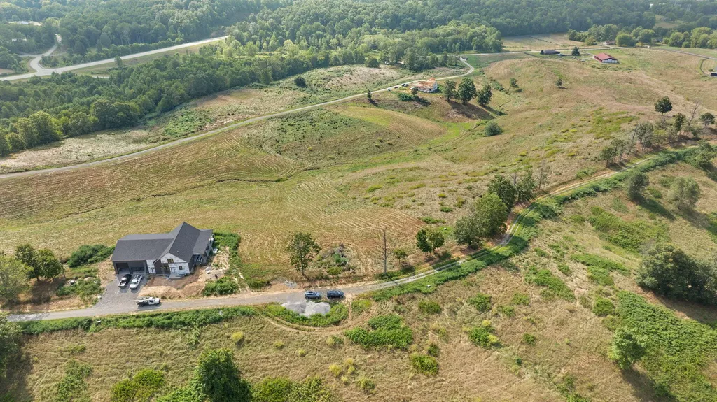 71 Eagle Landing London KY 40741