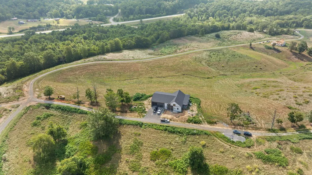71 Eagle Landing London KY 40741