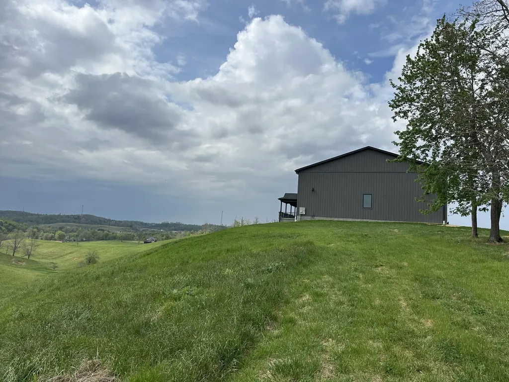 71 Eagle Landing London KY 40741