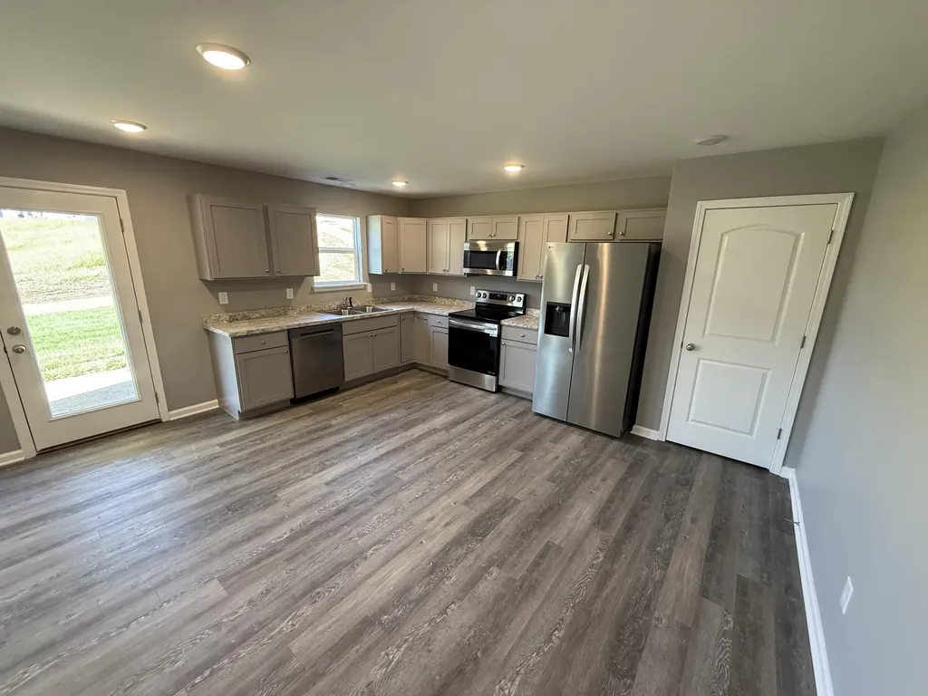 6061 Arbor Wds Way Richmond KY 40475