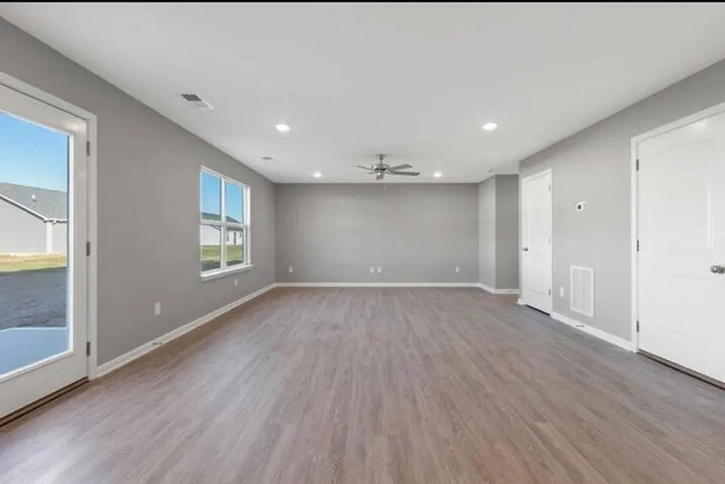 6060 Arbor Woods Way Richmond KY 40475