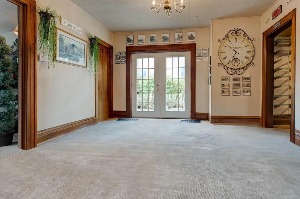 134 E Main Street Morehead KY 40351