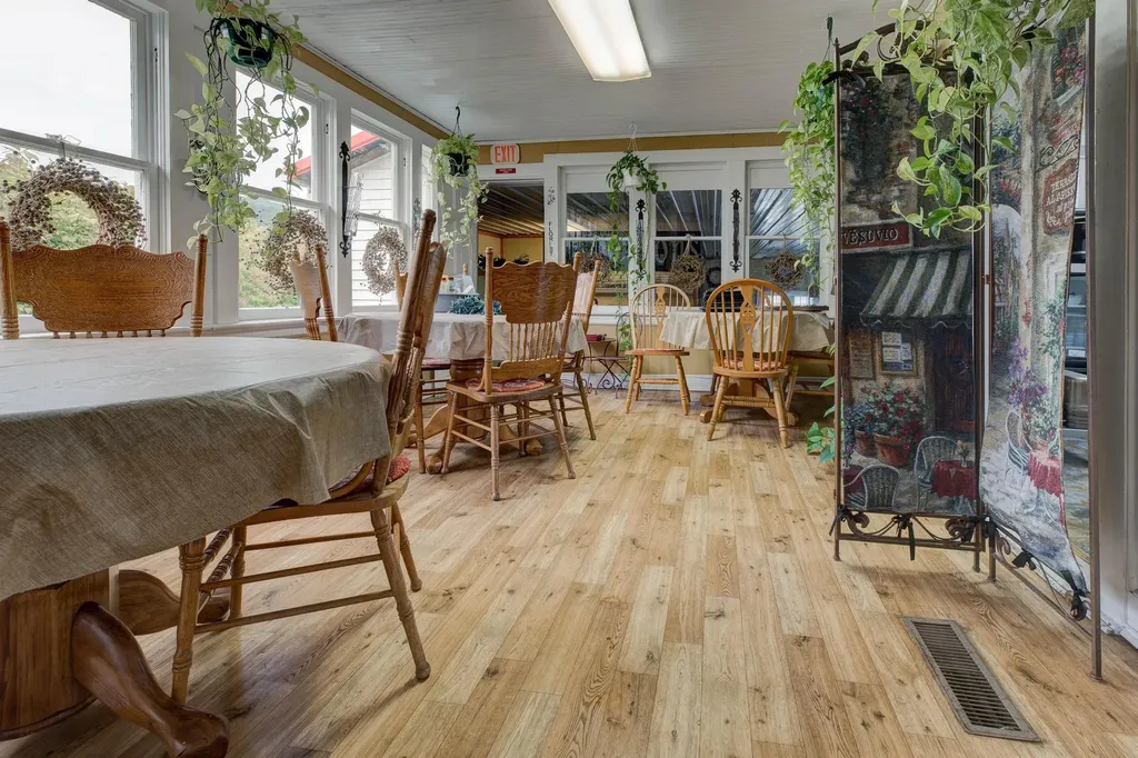 134 E Main Street Morehead KY 40351