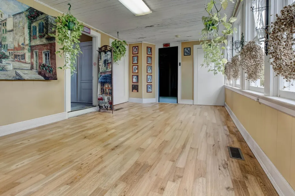134 E Main Street Morehead KY 40351