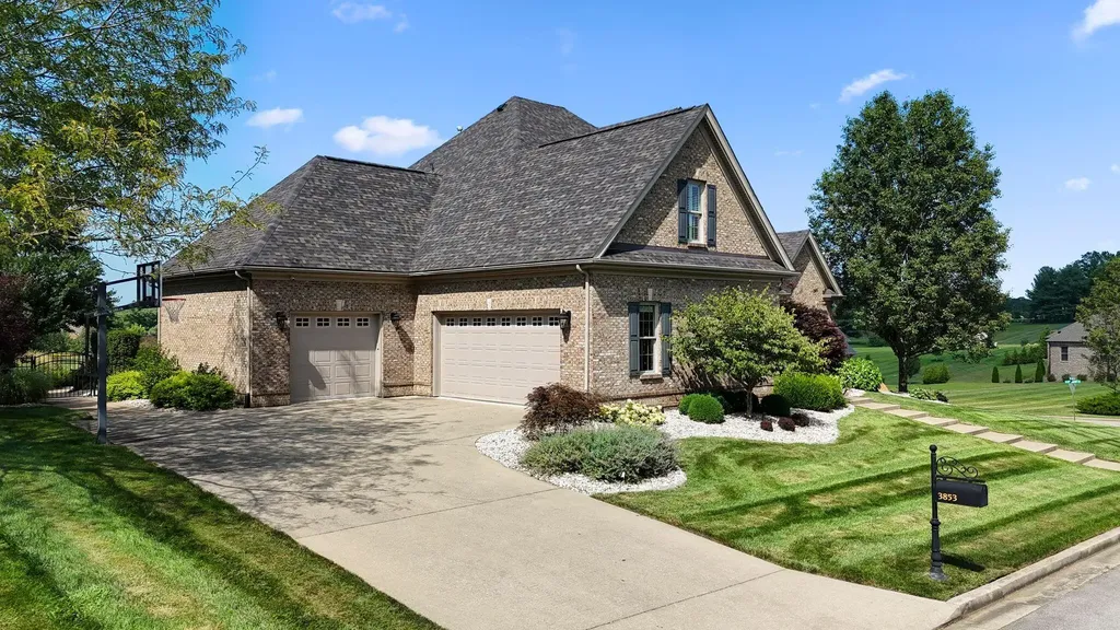 3853 Real Quiet Lane Lexington KY 40509