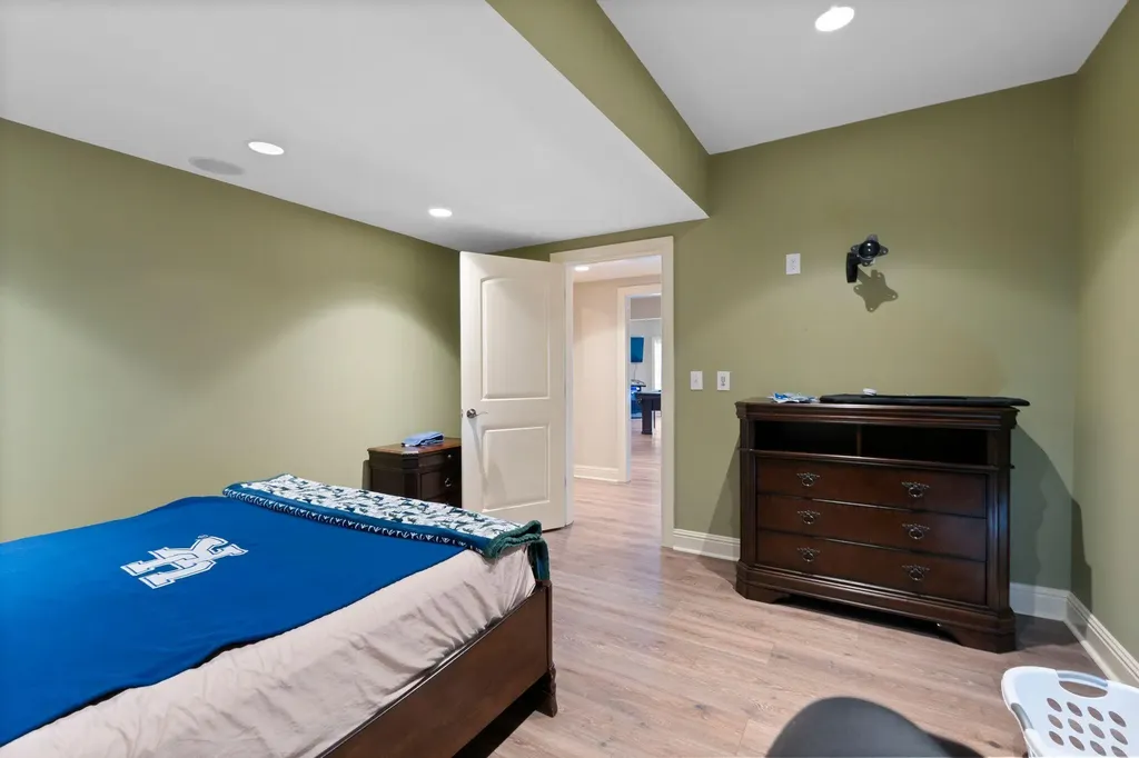 3853 Real Quiet Lane Lexington KY 40509