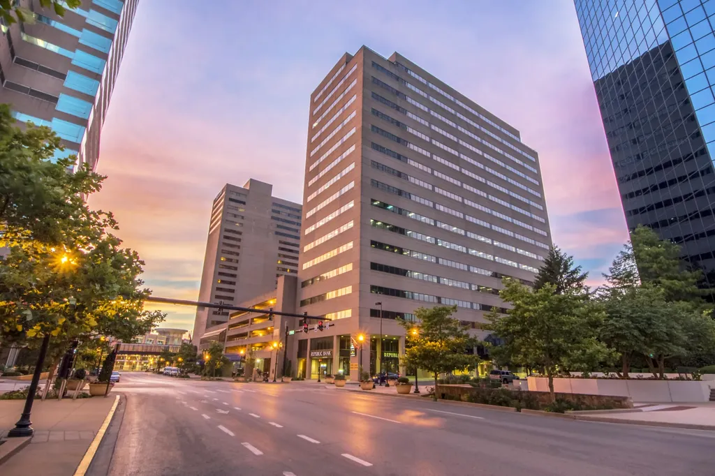 333 W Vine Street Lexington KY 40507