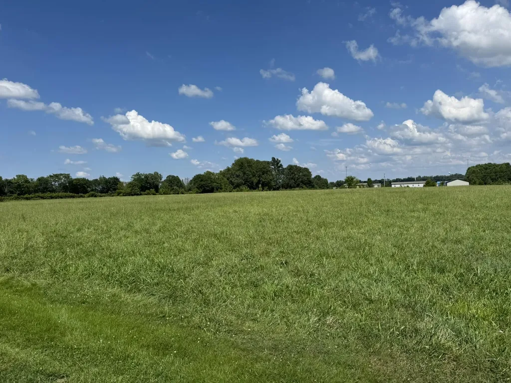 262 Old Highway 910 Russell Springs KY 42642