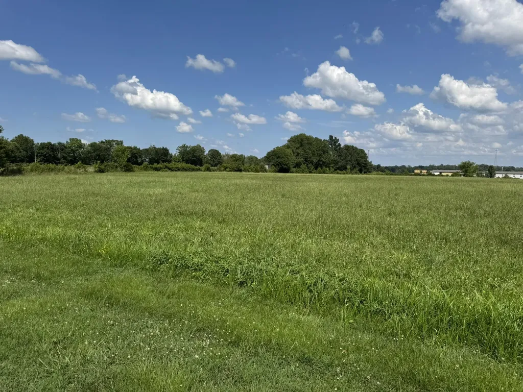 262 Old Highway 910 Russell Springs KY 42642