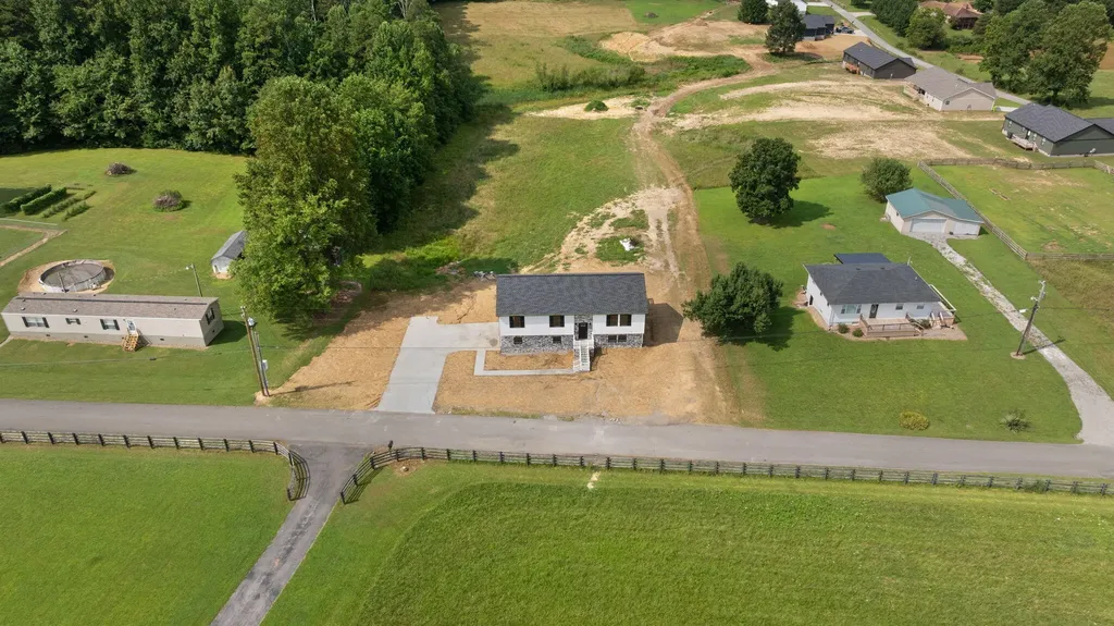 124 Hillard Road Corbin KY 40701