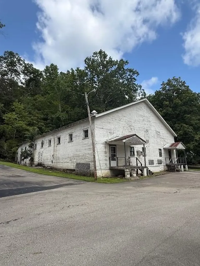 133 Old Campus Road Frenchburg KY 40322