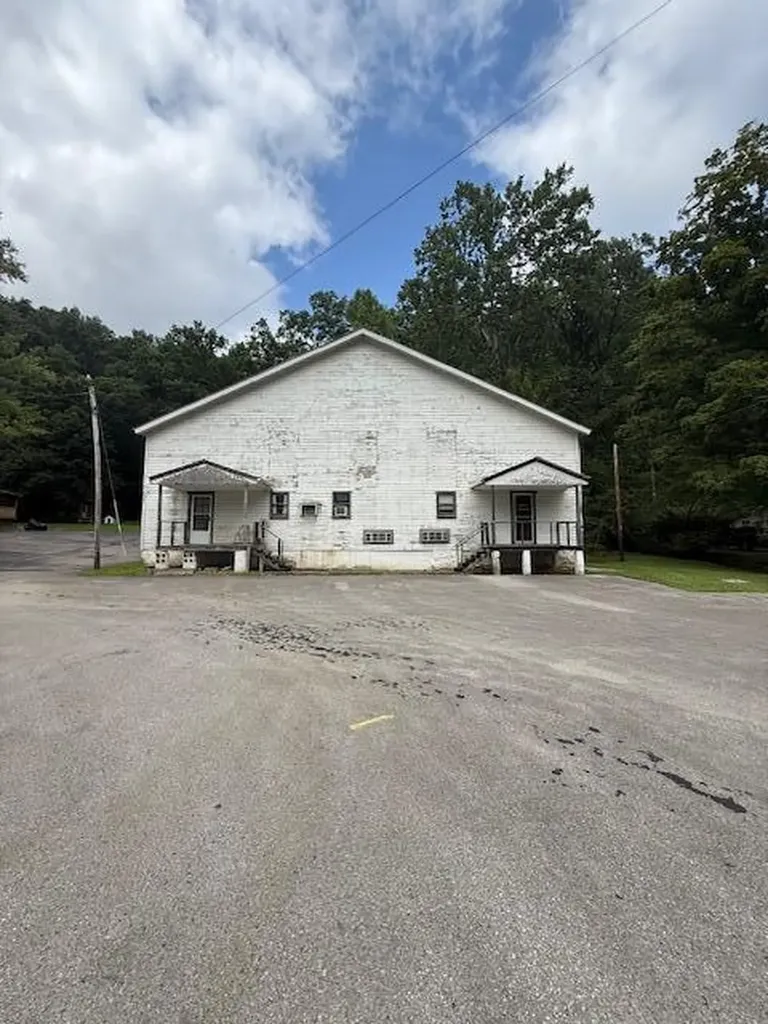 133 Old Campus Road Frenchburg KY 40322