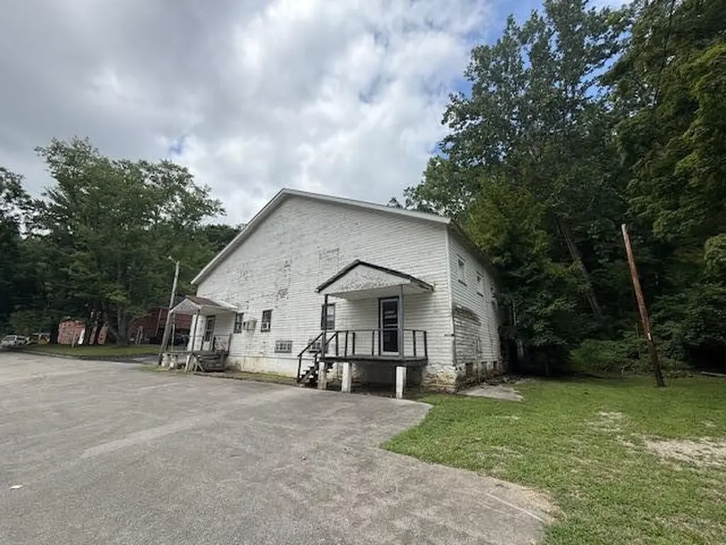 133 Old Campus Road Frenchburg KY 40322