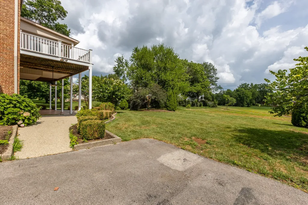 70 Raleigh Court Danville KY 40422