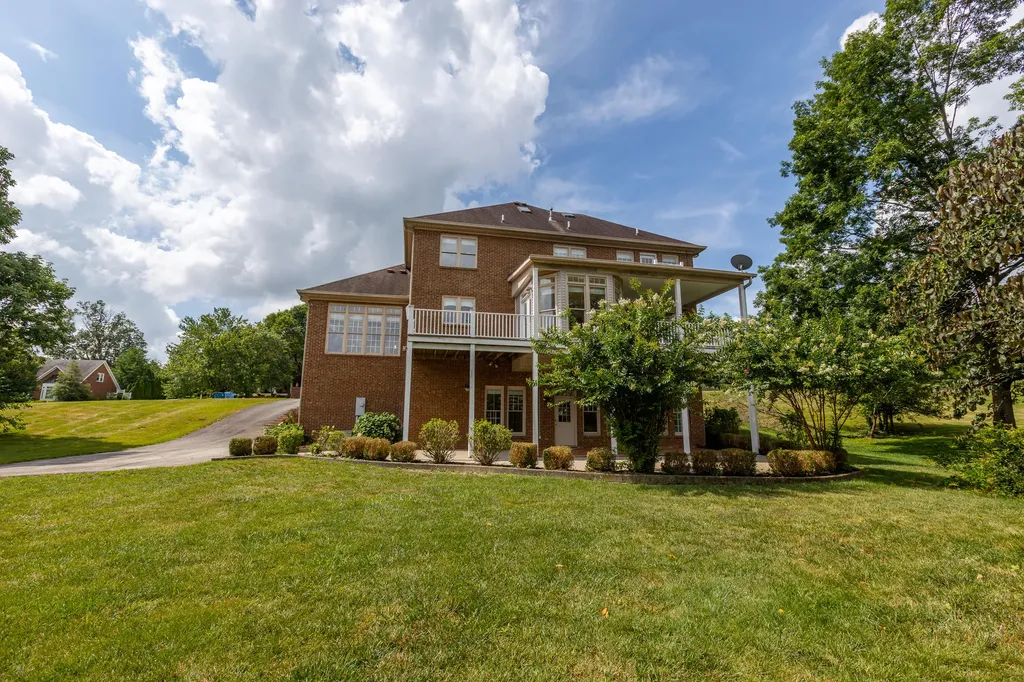 70 Raleigh Court Danville KY 40422