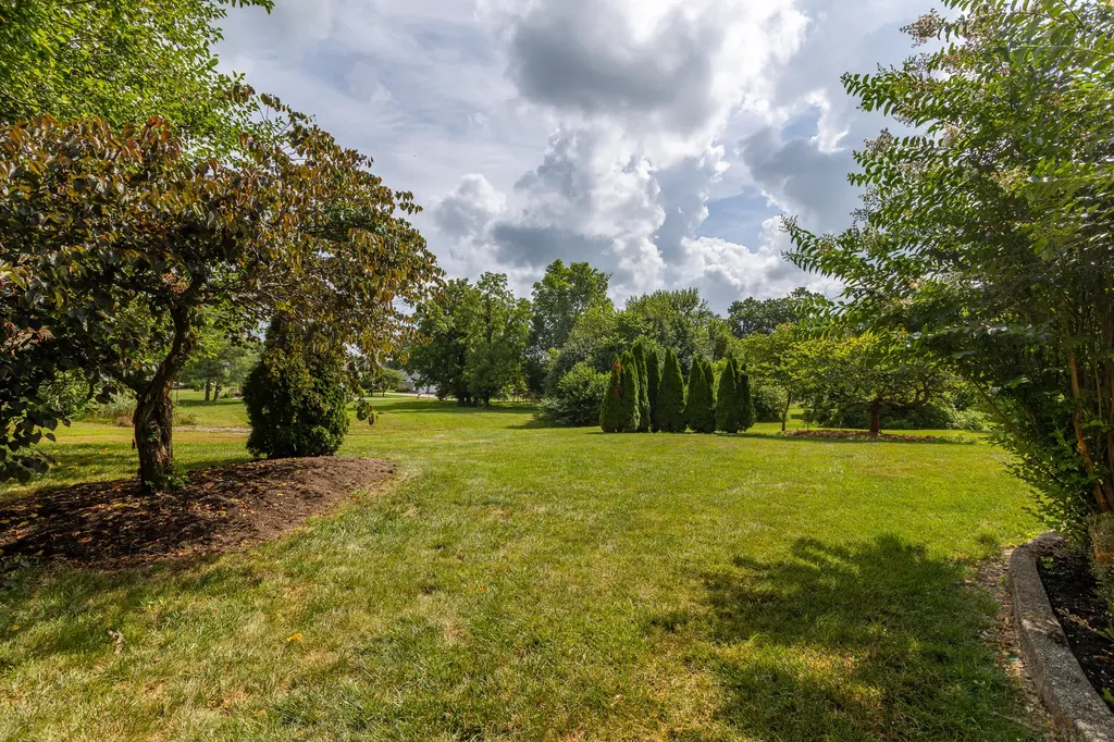 70 Raleigh Court Danville KY 40422