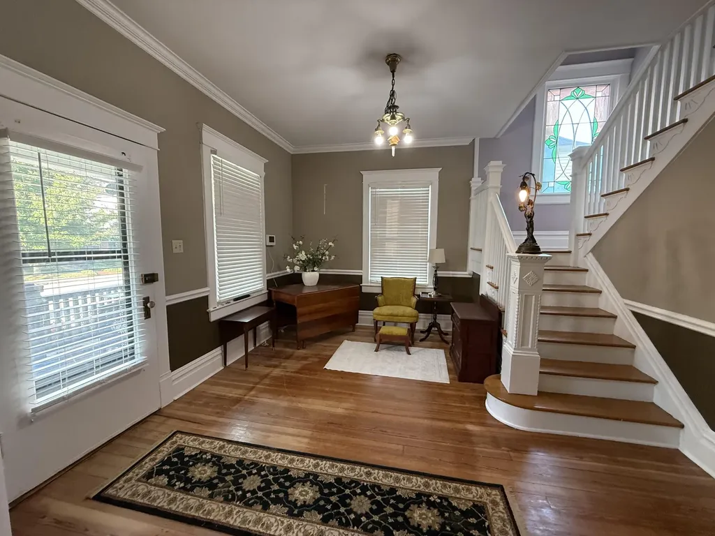 350 Woodland Avenue Richmond KY 40475