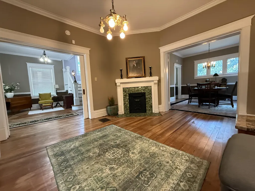 350 Woodland Avenue Richmond KY 40475
