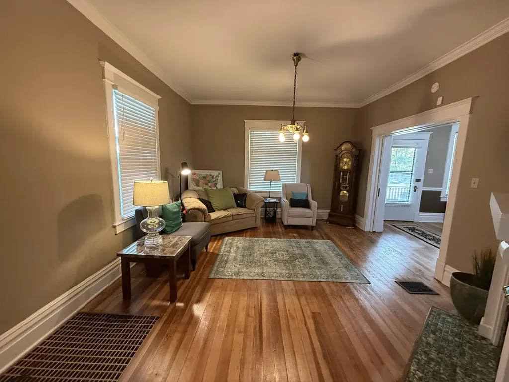 350 Woodland Avenue Richmond KY 40475