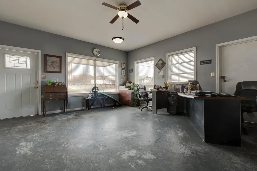 125 S Queen. Street Mt Sterling KY 40353