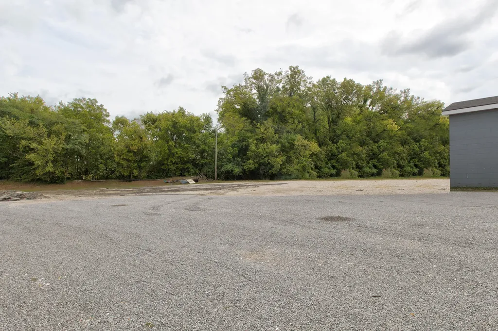125 S Queen. Street Mt Sterling KY 40353