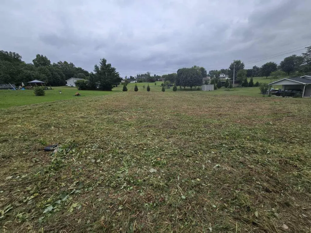 Lot 26 Country Club Heights S Albany KY 42602