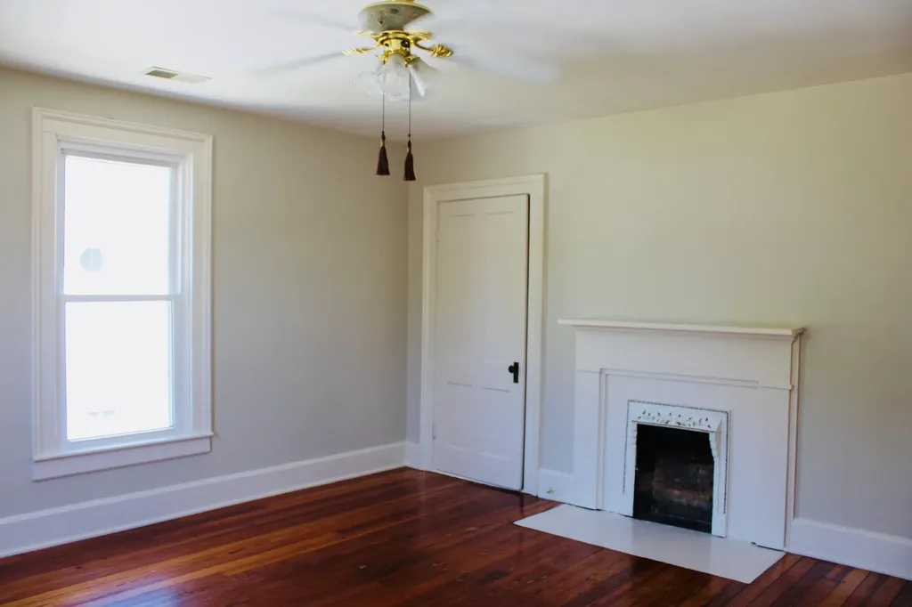 126 Broadway Street Versailles KY 40383