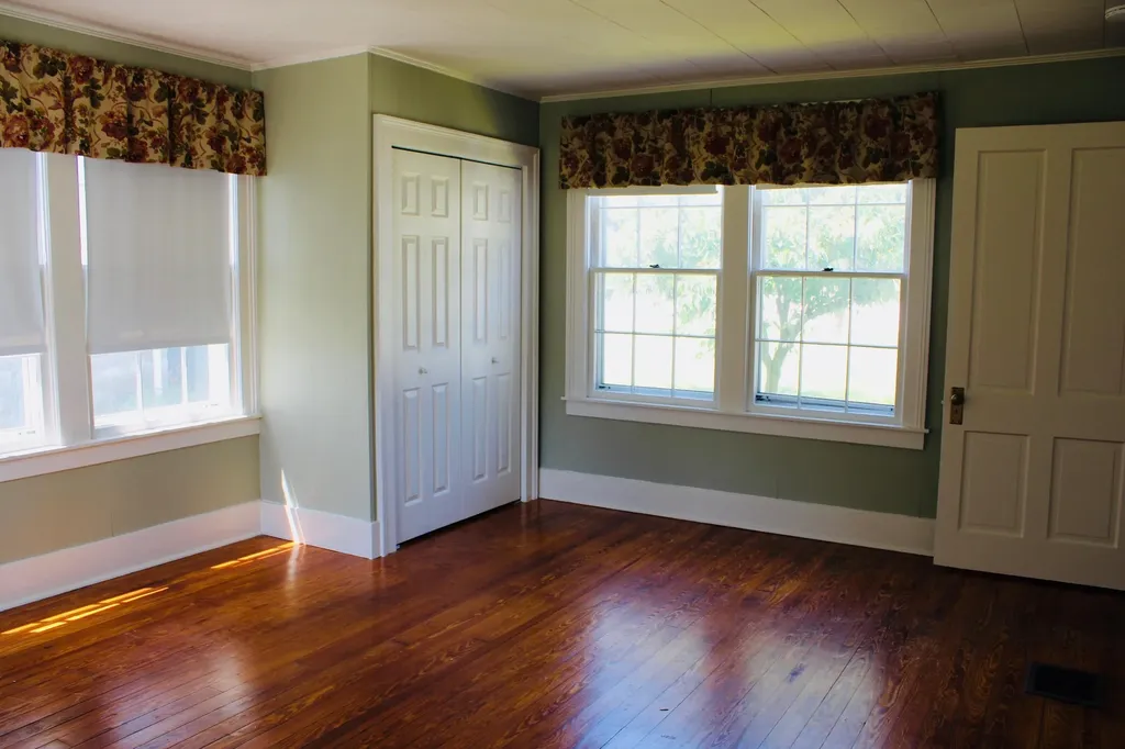 126 Broadway Street Versailles KY 40383