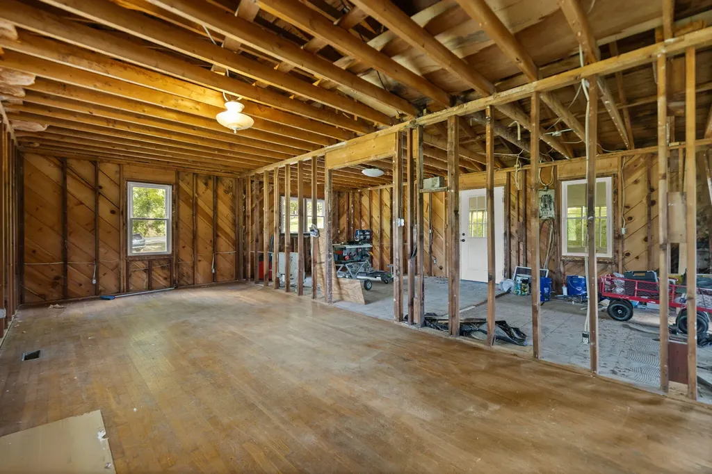 1310 Irvine Road Clay City KY 40312