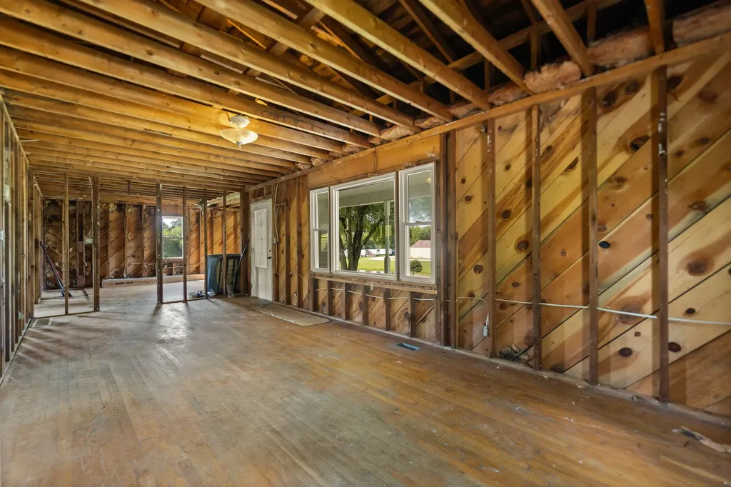 1310 Irvine Road Clay City KY 40312
