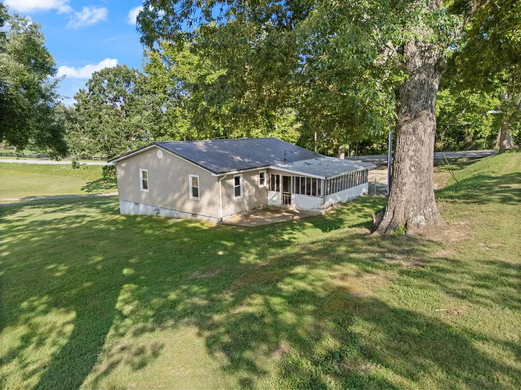 1310 Irvine Road Clay City KY 40312