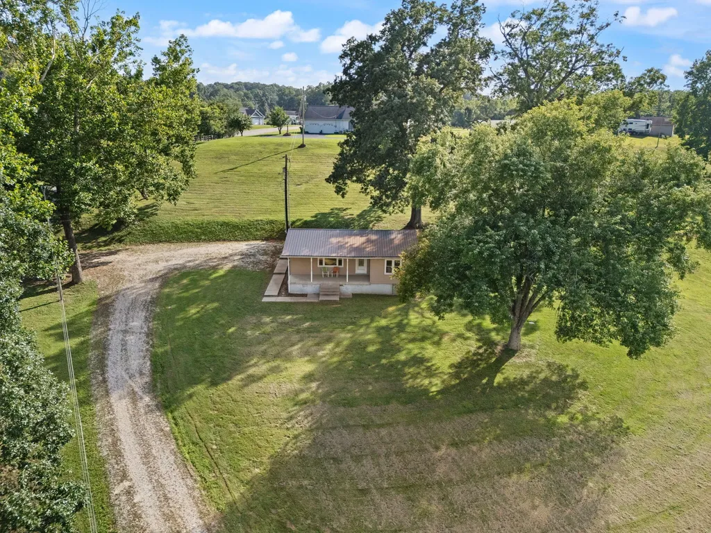 1310 Irvine Road Clay City KY 40312