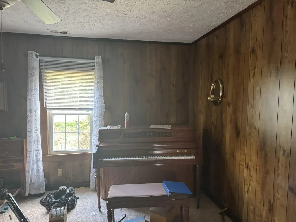 25 Burd Road Russell Springs KY 42642