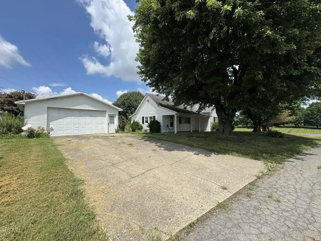 25 Burd Road Russell Springs KY 42642