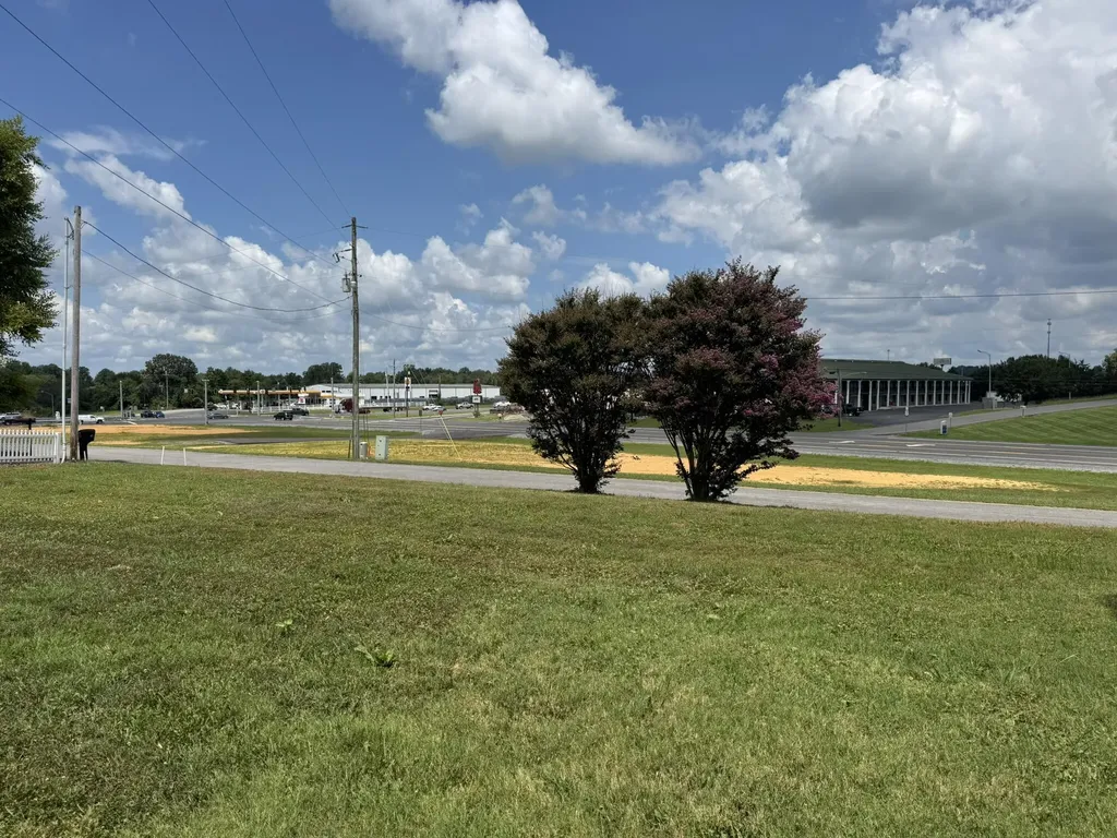 25 Burd Road Russell Springs KY 42642