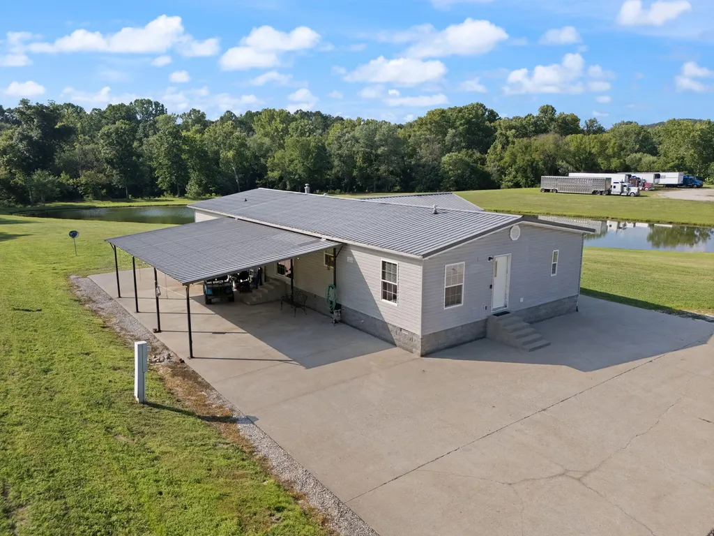 1296 Irvine Road Clay City KY 40312