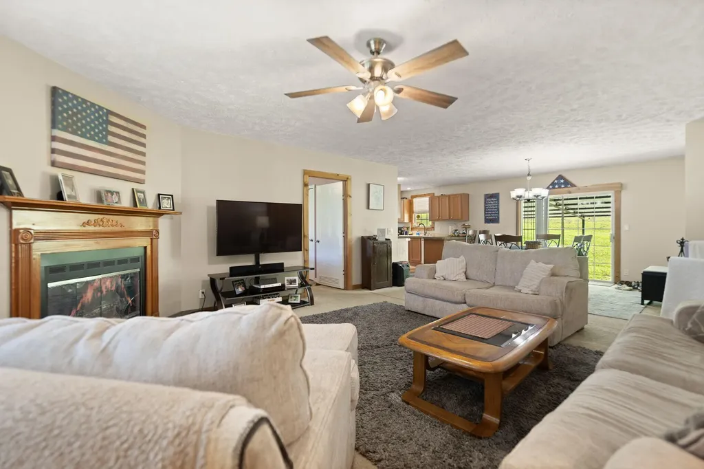 1296 Irvine Road Clay City KY 40312