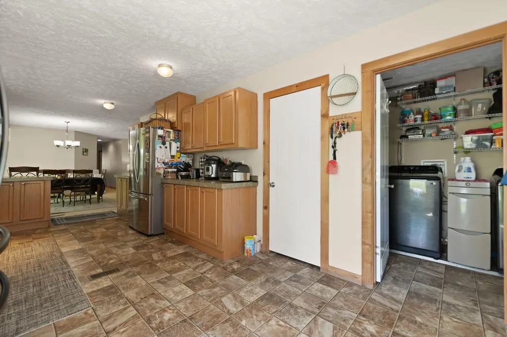 1296 Irvine Road Clay City KY 40312
