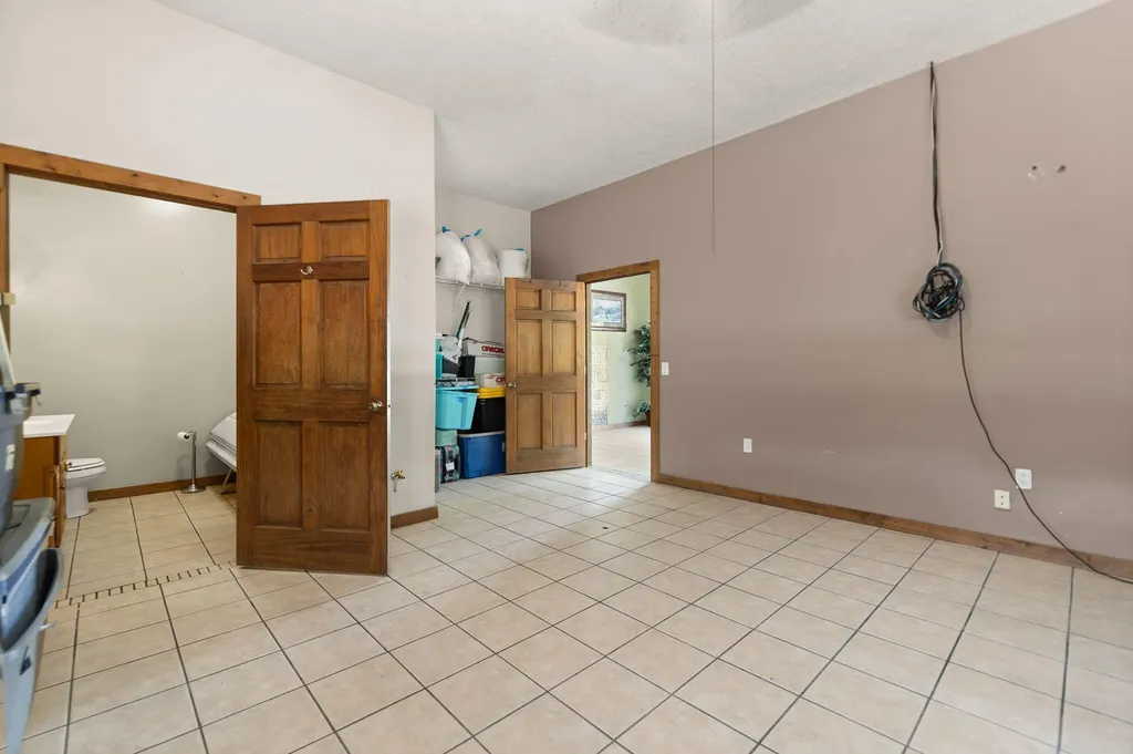 1230 Irvine Road Clay City KY 40312