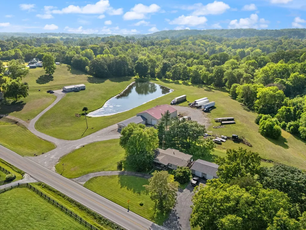 1230 Irvine Road Clay City KY 40312