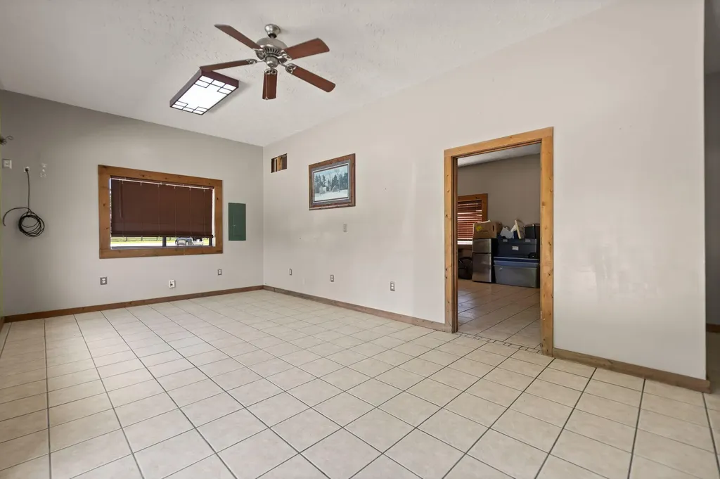 1230 Irvine Road Clay City KY 40312