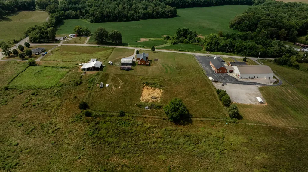5332 Highway 452 Eubank KY 42567