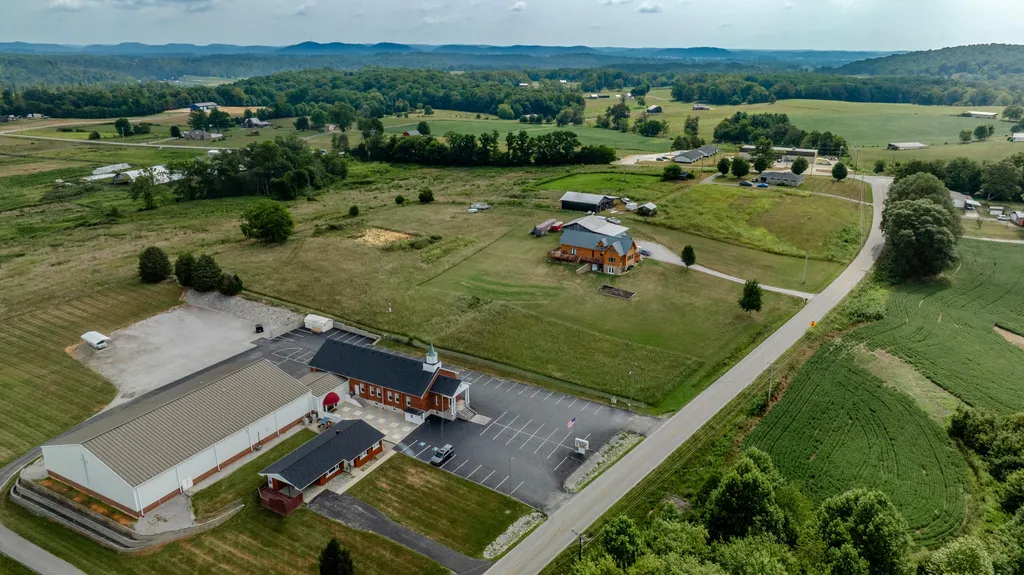 5332 Highway 452 Eubank KY 42567