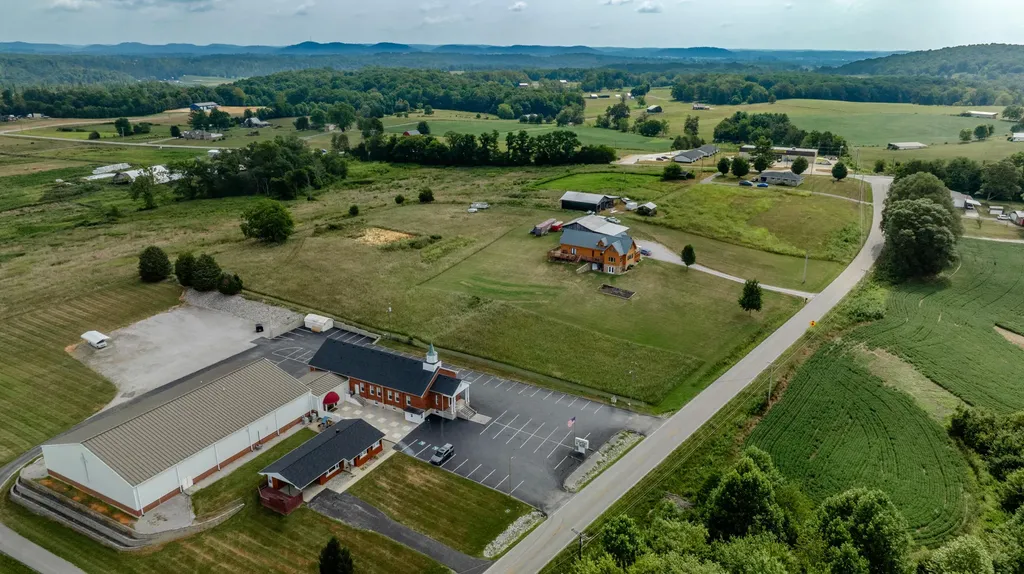 5332 Highway 452 Eubank KY 42567